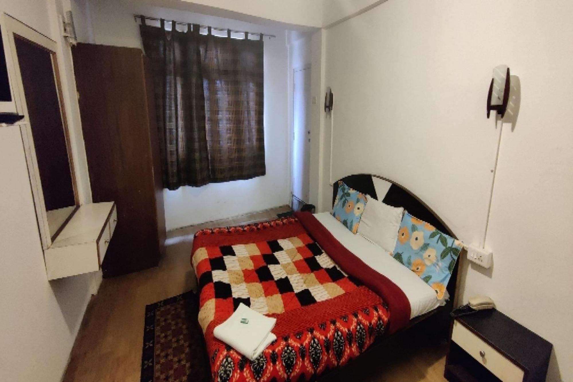 Capital O 8272 Hotel Pratigya Residency ガントク エクステリア 写真