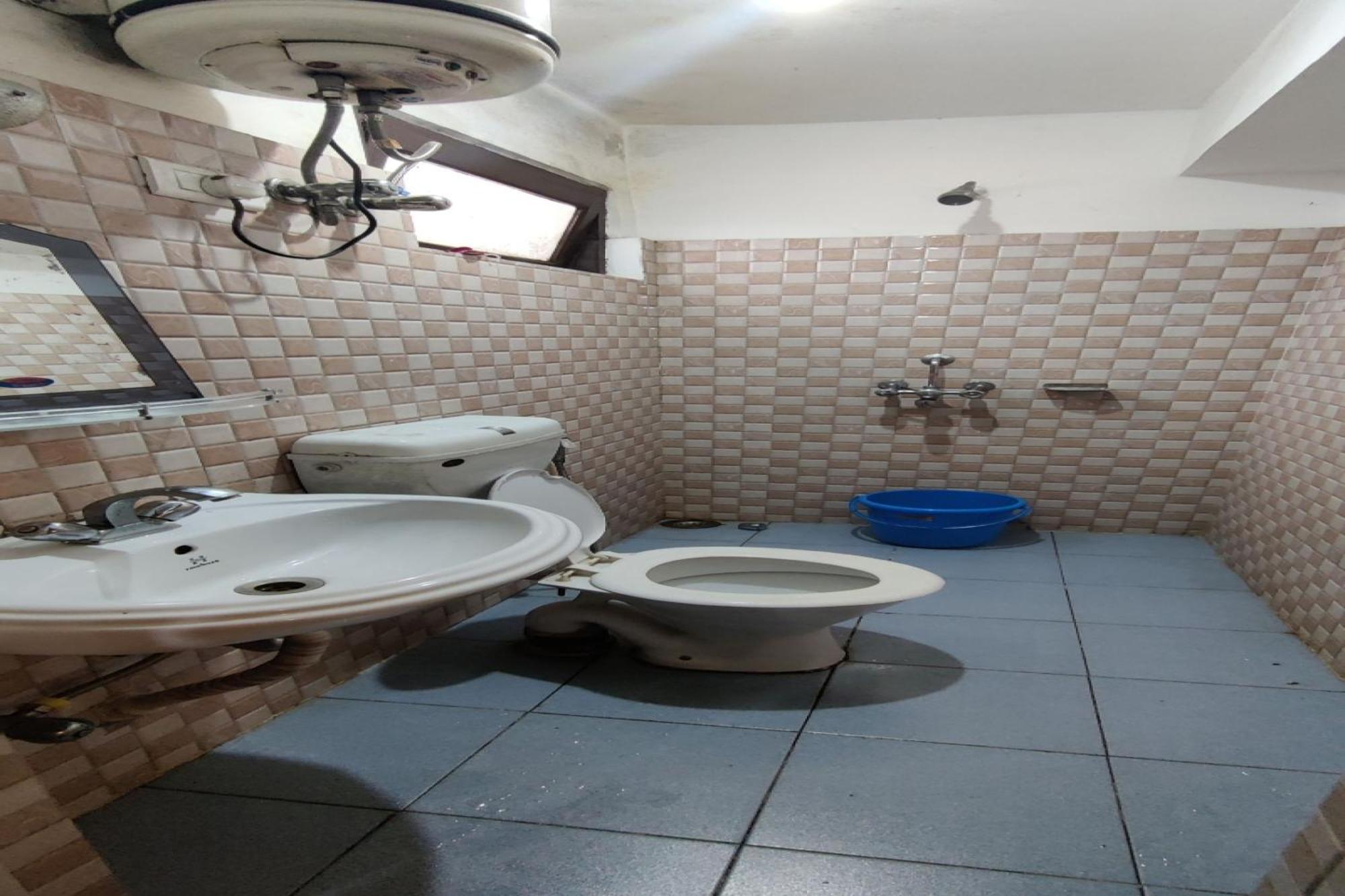 Capital O 8272 Hotel Pratigya Residency ガントク エクステリア 写真